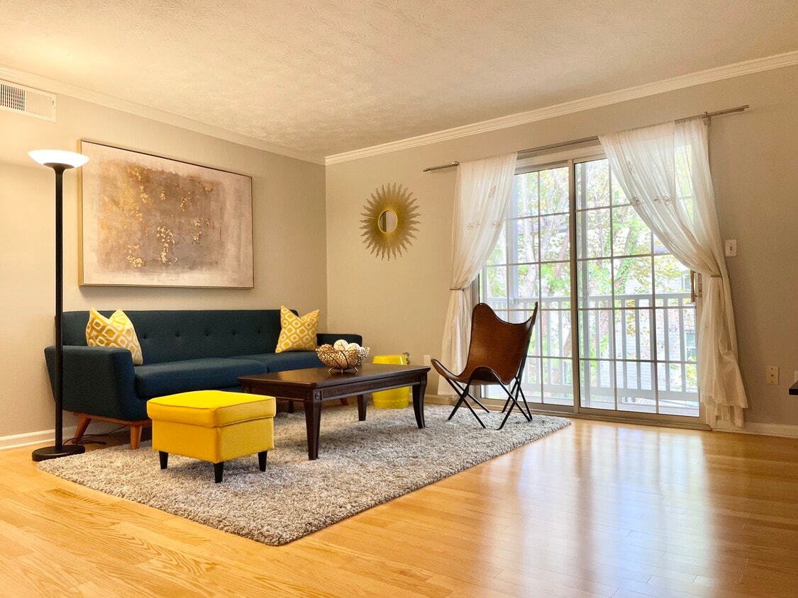 Living Room (Patio view) - 3120 Seven Pines Ct