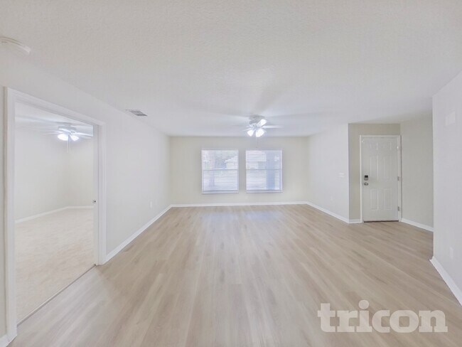 Foto del edificio - 10330 Summerview Cir