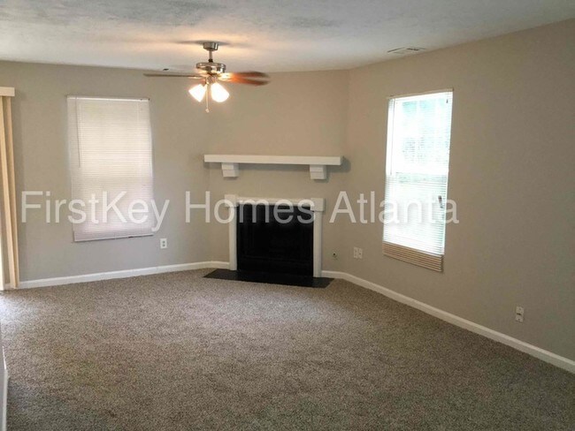 Foto del edificio - 2277 Cypress Point Way