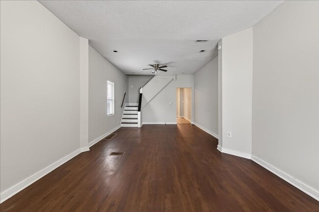 Photo - 1819-1819 Union St Apartment