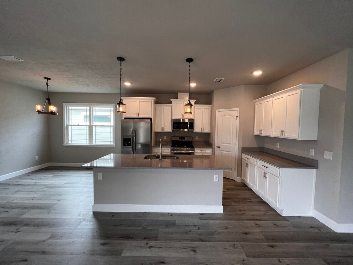 1739 SW 248th Dr, Newberry, FL 32669 House Rental in Newberry, FL