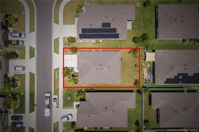 Building Photo - 5405 Jamboree Dr