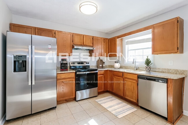 Building Photo - 103 Taylor Knoll Way