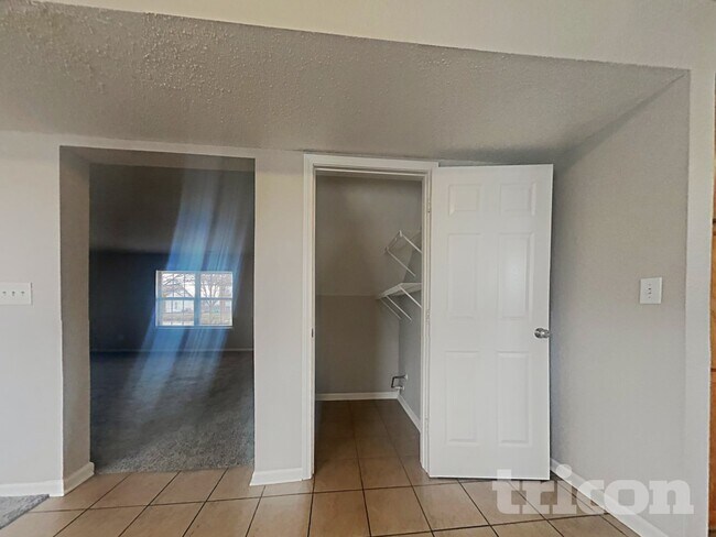 Building Photo - 8309 Brambleberry Dr