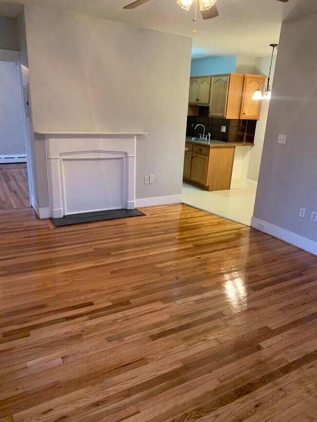 Foto del edificio - 85 Central St