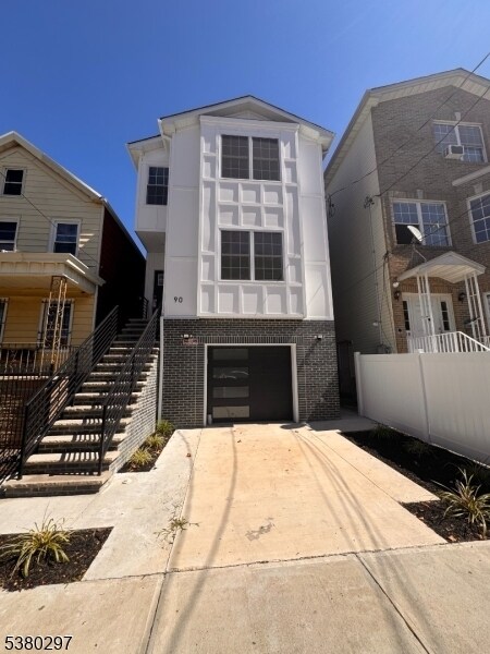 Foto principal - 90 Seaview Ave