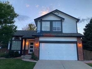 Building Photo - 10047 Deer Creek St