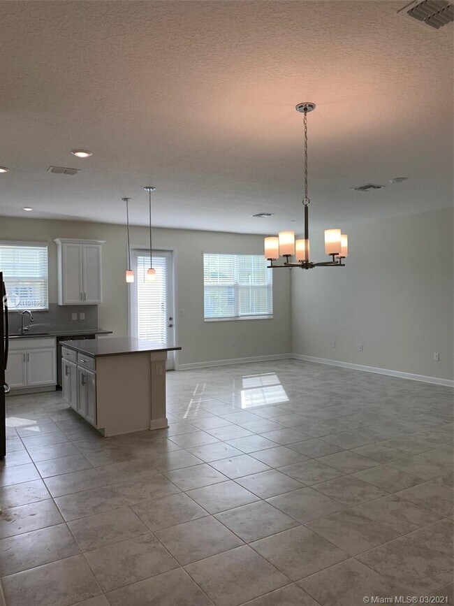 Foto del edificio - 2935  Sentence St  Kissimmee Fl 34746