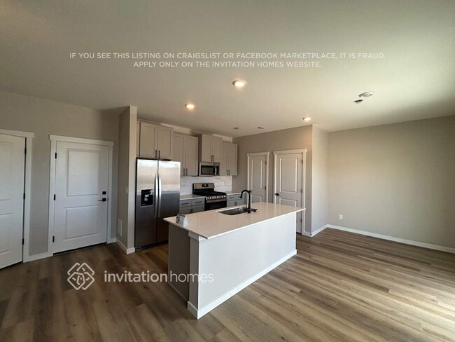 Building Photo - 9421 Yampa St