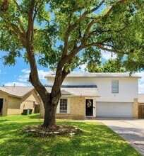 Building Photo - 18210 Almonte Ln