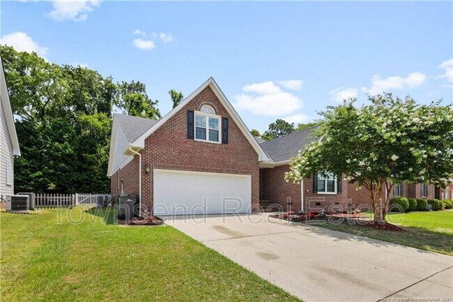 Building Photo - 3539 Harrisburg Dr