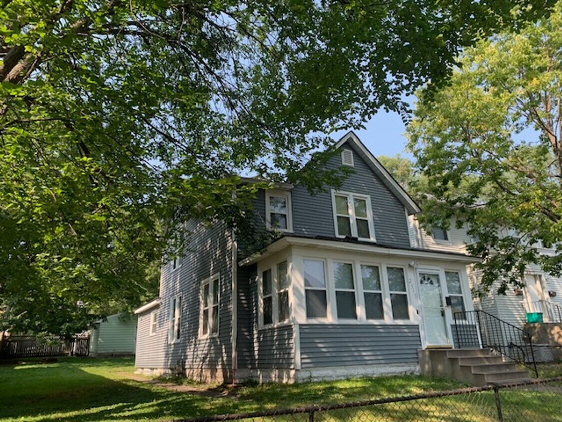 Foto principal - 2313 N 4th St