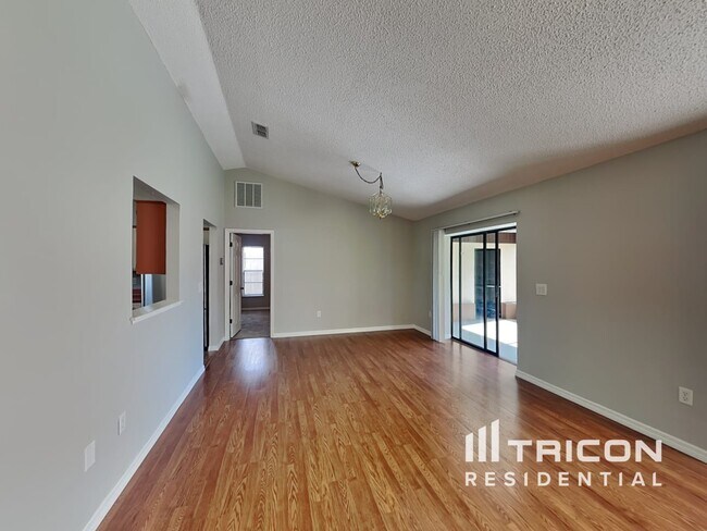 Foto del edificio - 2297 Hawthorne Rd