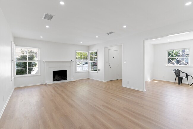 Building Photo - 237 Belmont Ave