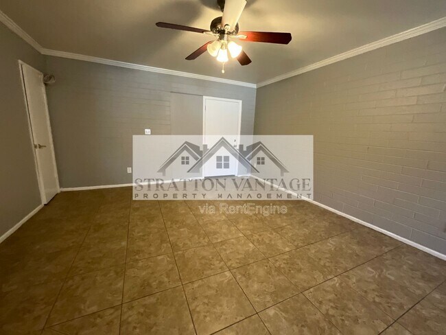 Foto del edificio - 810 E Colter St