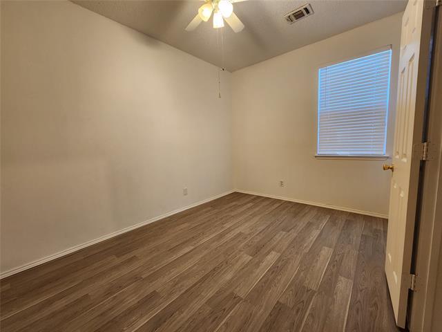 Building Photo - 3936 Overlake Dr