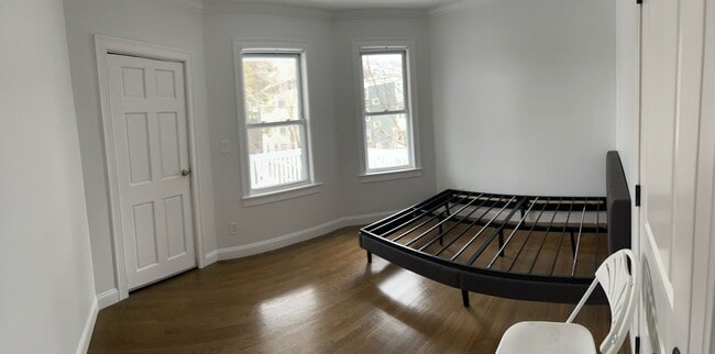 Room - 39 Glen Rd