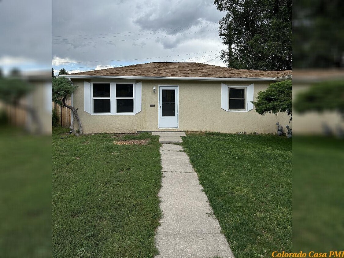 24 Mt Washington Dr, Colorado Springs, CO 80906 Room for Rent in