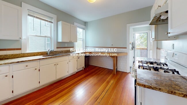 Foto del edificio - 106 Highland Ave