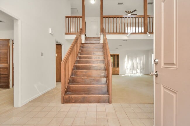 Building Photo - 4743 Sabrina Dr