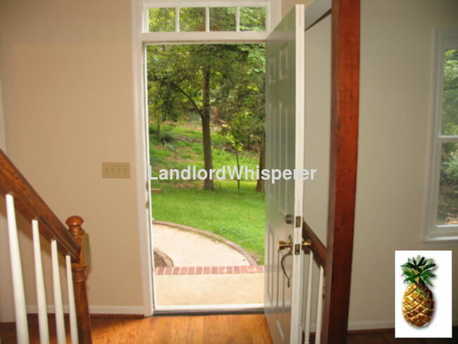 Building Photo - 2160 Viburnum Ct