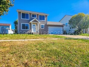 Building Photo - 425 SE Waco Pl