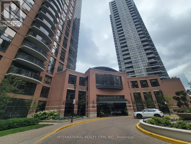 Building Photo - 33 Sheppard Ave E