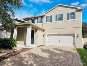 Building Photo - 11867 Verrazano Dr