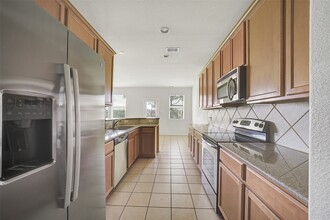 Building Photo - 6419 Calgary Woods Ln