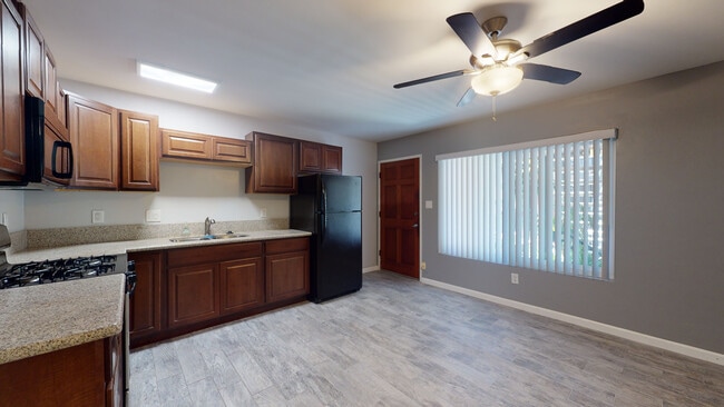 Foto del edificio - Sapphire Apartments