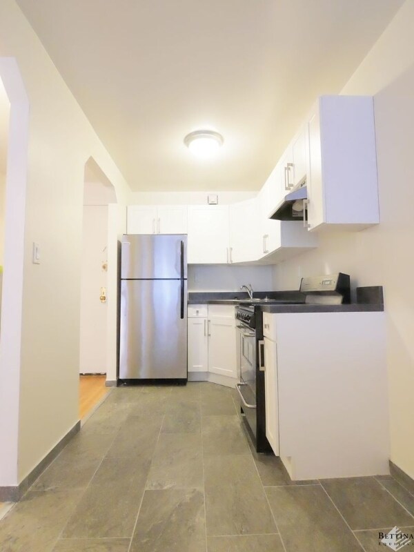 Foto del edificio - 422 E 76th St