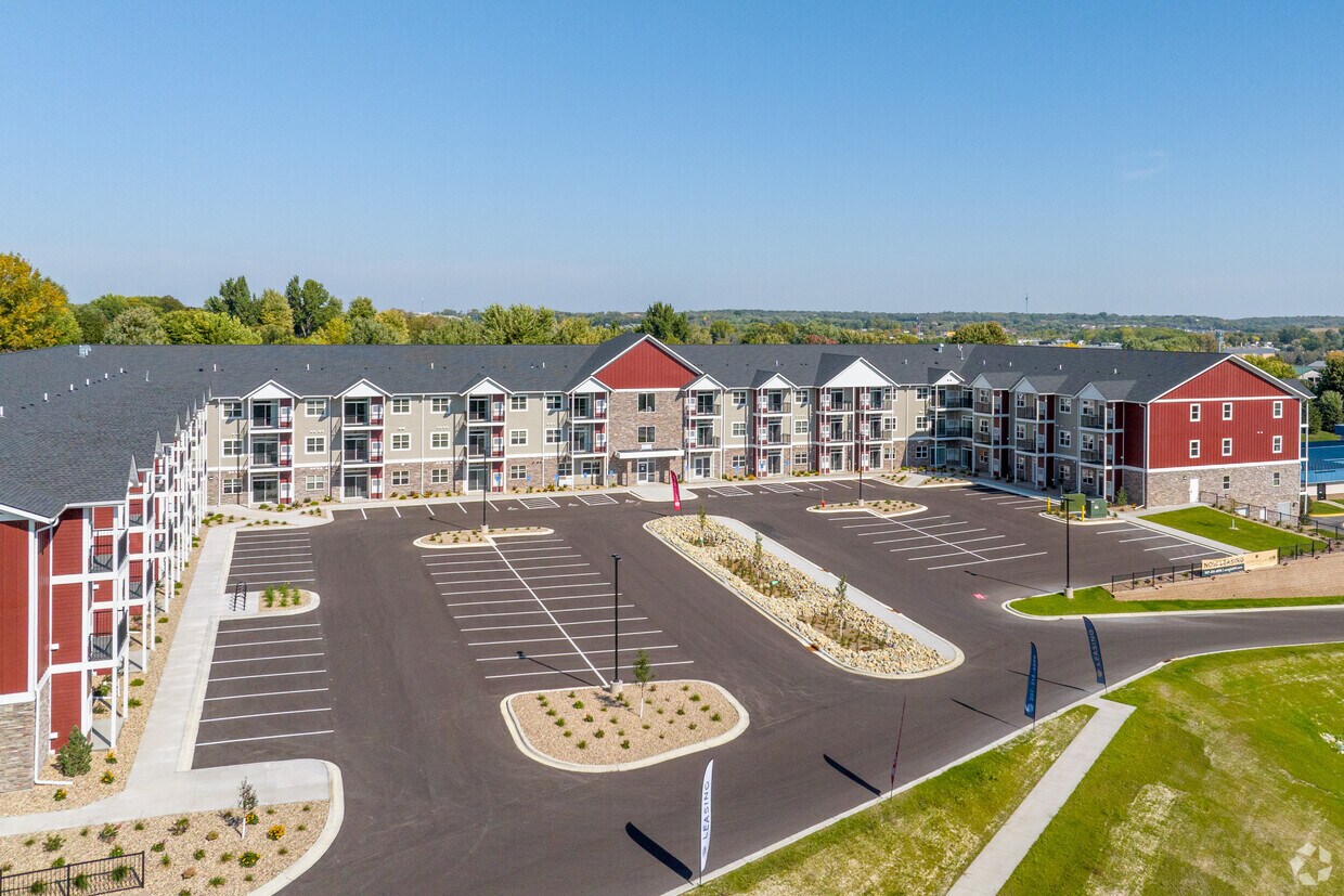 Songhill41 Rent Specials Apartments in Rochester, MN