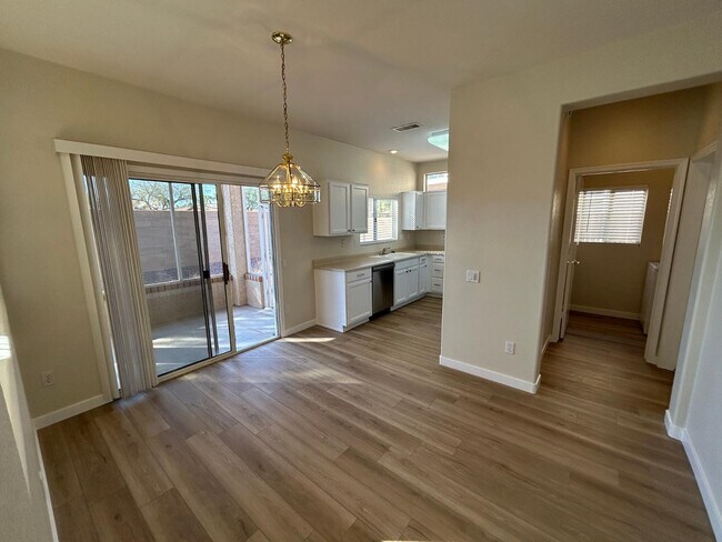 Foto del edificio - 14759 W Gunsight Dr