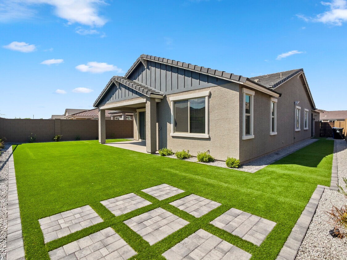 Foto principal - 11343 S 50th Ave