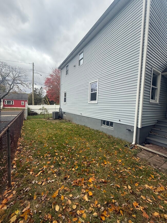 Building Photo - 770 Broadbridge Rd