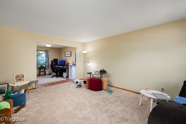 Building Photo - 3081 Barnstable Ct