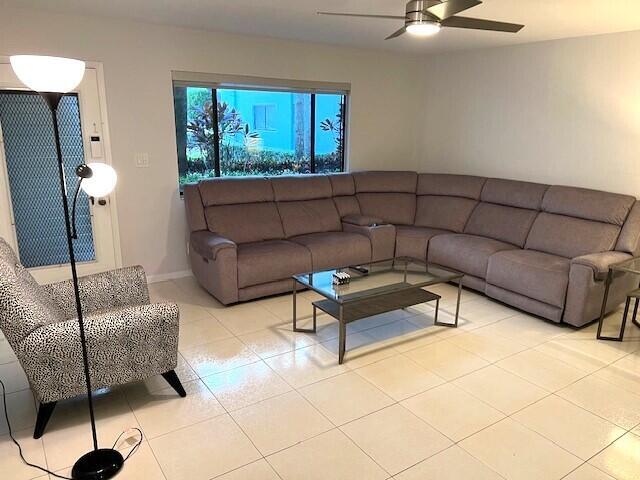 Foto del edificio - 15072 Ashland Pl