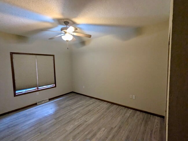 Foto del edificio - 2138 N Buffum St