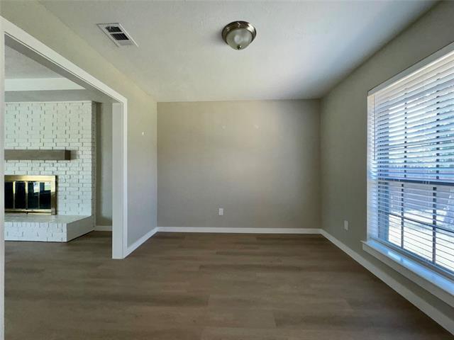 Building Photo - 906 Edgefield Trail