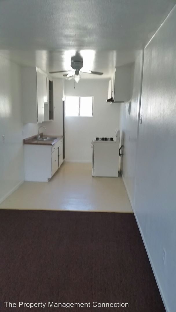 Building Photo - 2311 W Compton Blvd