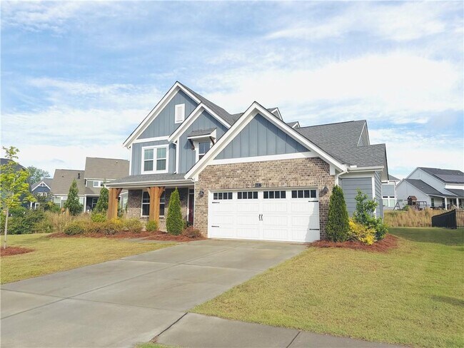 Building Photo - 607 Michigan Cir