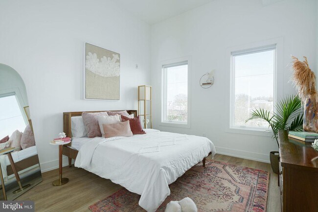 Foto del edificio - 5013 Springfield Ave
