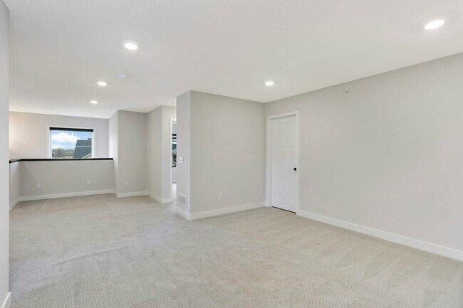 Building Photo - 7070A 181st Street West