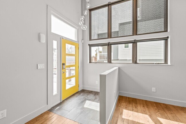 Building Photo - 1211 Seigle Avenue