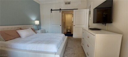 Building Photo - 270 E Flamingo Rd