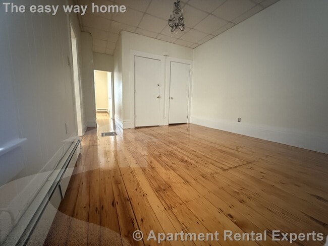 Photo - 48 Florence St Unit #2 Apartment