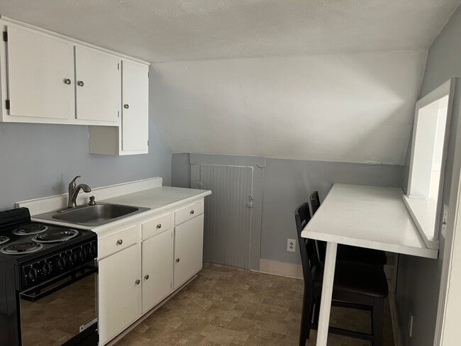 Building Photo - 3603 Kent Rd