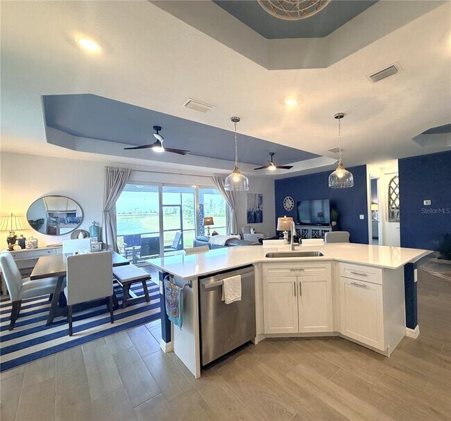 Foto del edificio - 17697 Santorini Ct