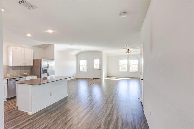 Foto del edificio - 730 Carol Dr