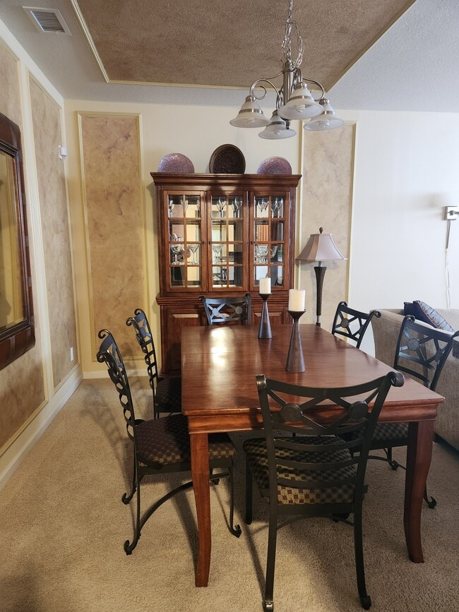 Building Photo - 14375 Timberline Dr